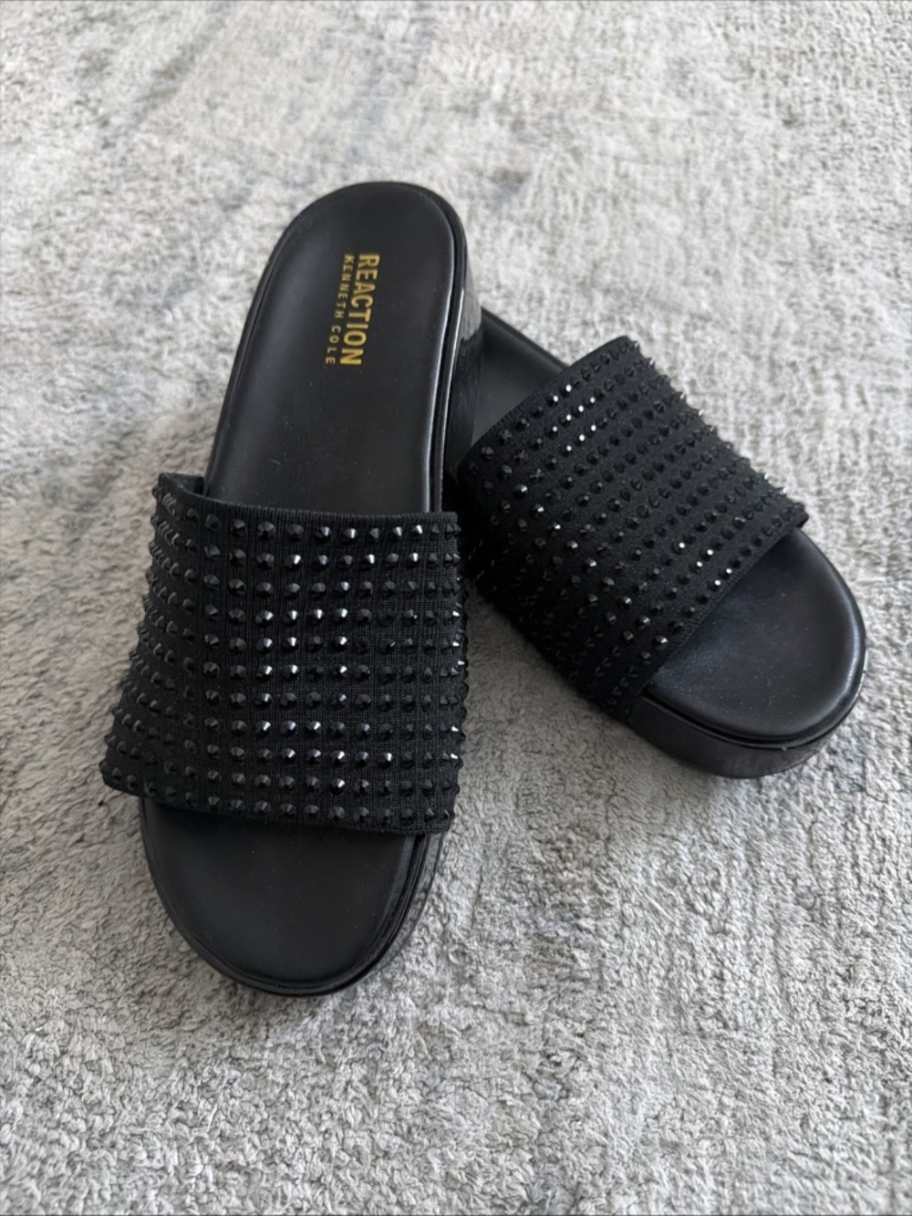 Reaction Kenneth Cole Maila Jewel Black Slide Wedge Sandals 10